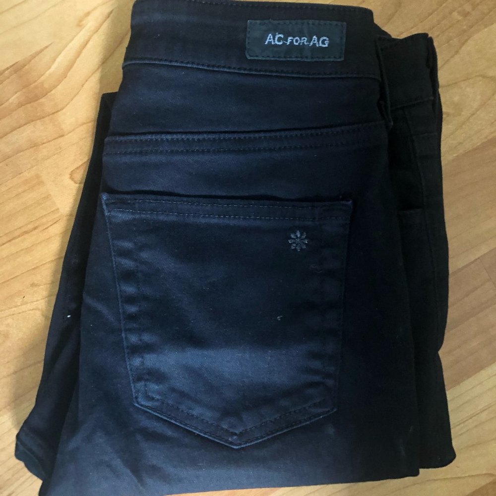 Black Jeans